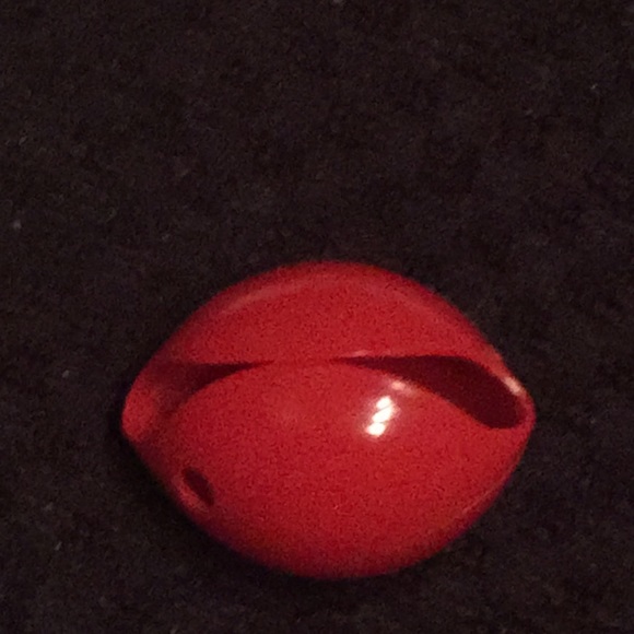 FREE 3-pc BOGO mask, flashlight & free clown nose - Picture 5 of 6